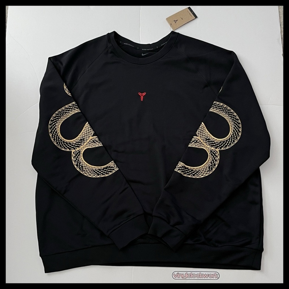 Kobe Year Of Mamba Nike Therma Crewneck Black Sweatshirt HQ4697-010  Sz 4XL-TALL